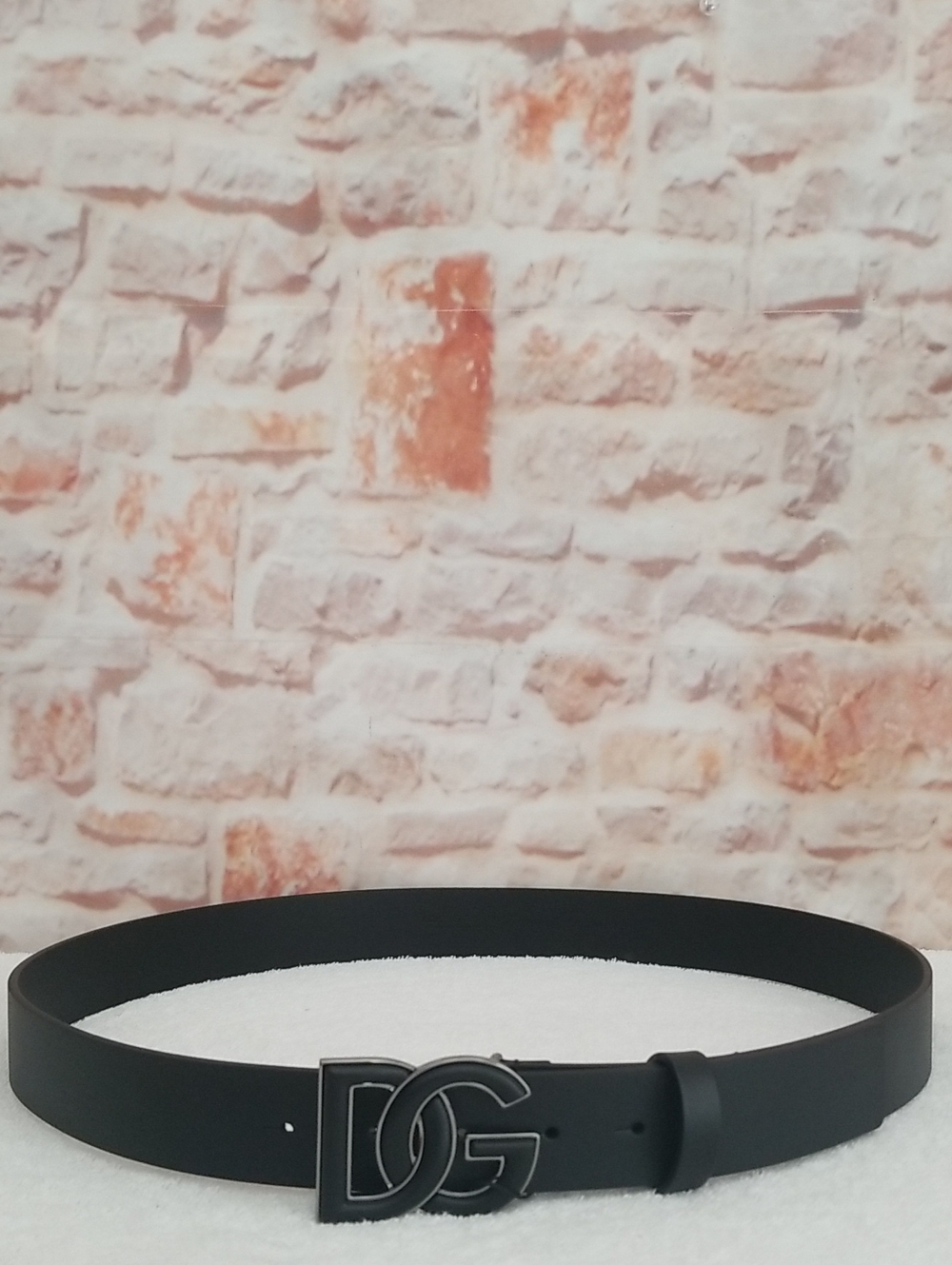 New Dolce & Gabbana Logo Leather Belt - Picture 2 of 10